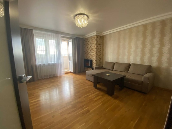 
  Продается 2-комн. квартира, 52 м², Шеболдаева ул, д. 6/1
. Фото 4.