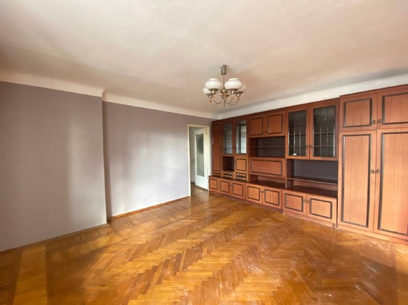 
  Продается 2-комн. квартира, 52 м², Шеболдаева ул, д. 6/1
. Фото 5.