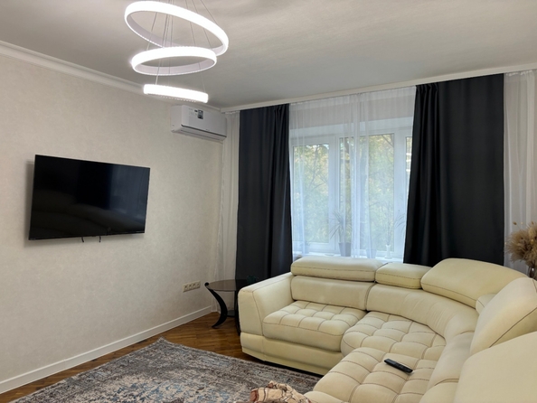 
  Продается 4-комн. квартира, 79 м², Таганрогская ул, д. 124
. Фото 2.