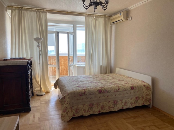 
  Продается 1-комн. квартира, 42.2 м², Лермонтовская ул, д. 159
. Фото 1.