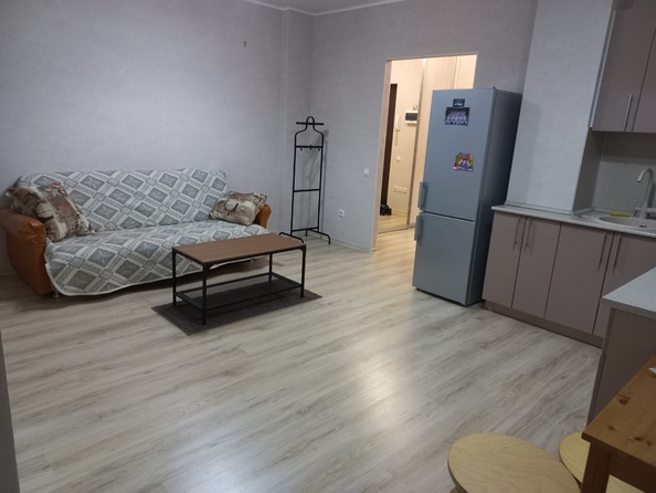 
  Продается 1-комн. квартира, 42 м², Таганрогская ул, д. 132
. Фото 1.