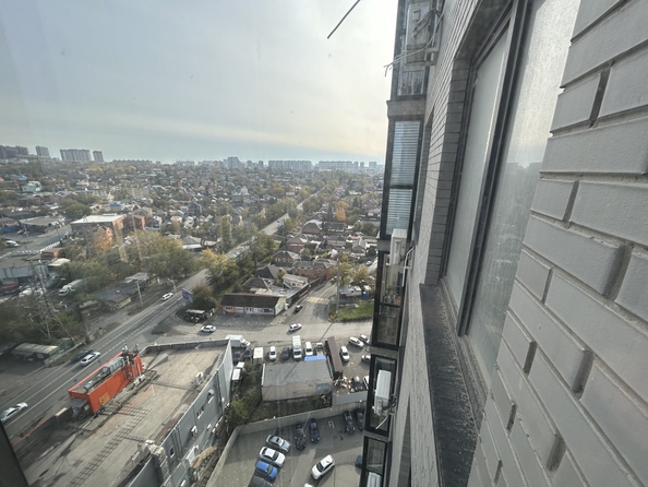 
  Продается 3-комн. квартира, 94 м², Шеболдаева ул, д. 95
. Фото 15.