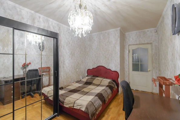 
  Продается 4-комн. квартира, 122.9 м², Еременко ул, д. 66
. Фото 3.