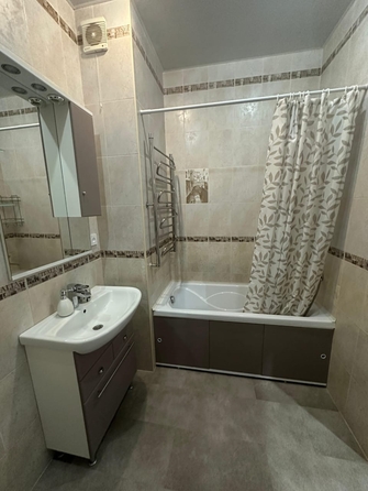 
  Продается 2-комн. квартира, 49.6 м², 2-я Деловая ул, д. 13
. Фото 8.