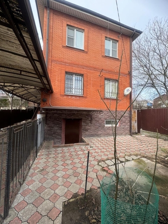 
  Продается коттедж, 196 м², Ростов-на-Дону
. Фото 1.