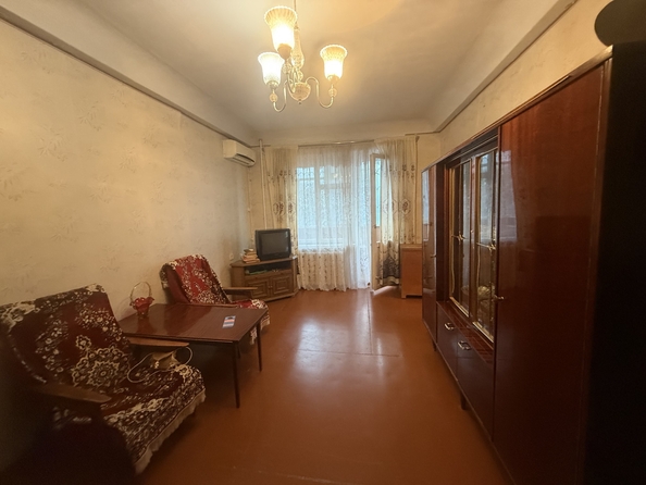 
  Продается 3-комн. квартира, 48 м², Малиновского ул, д. 10
. Фото 4.