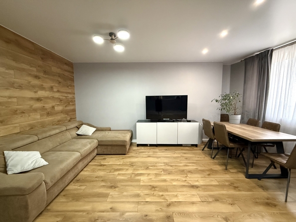 
  Продается 3-комн. квартира, 90 м², Творческая ул, д. 5
. Фото 9.