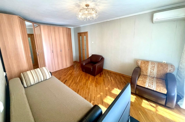 
  Продается 1-комн. квартира, 37.4 м², Извилистая ул, д. 8
. Фото 12.