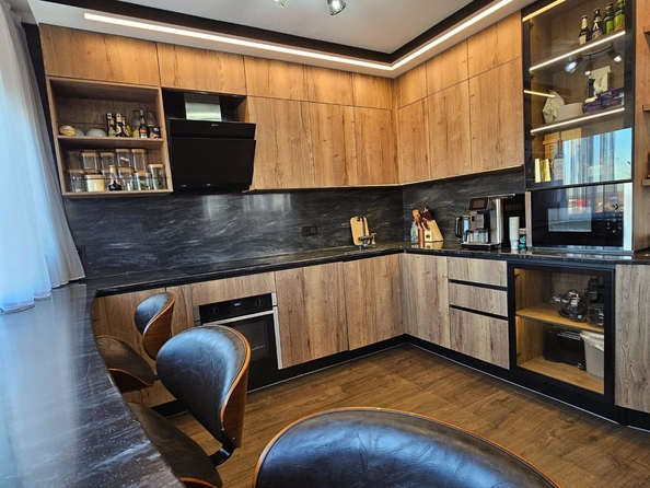 
  Продается 2-комн. квартира, 100 м², Береговая ул, д. 6
. Фото 7.