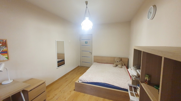 
  Продается 3-комн. квартира, 65 м², Малиновского ул, д. 76
. Фото 5.