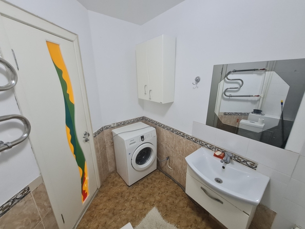
  Продается 2-комн. квартира, 57.1 м², Таганрогская ул, д. 112/6
. Фото 9.