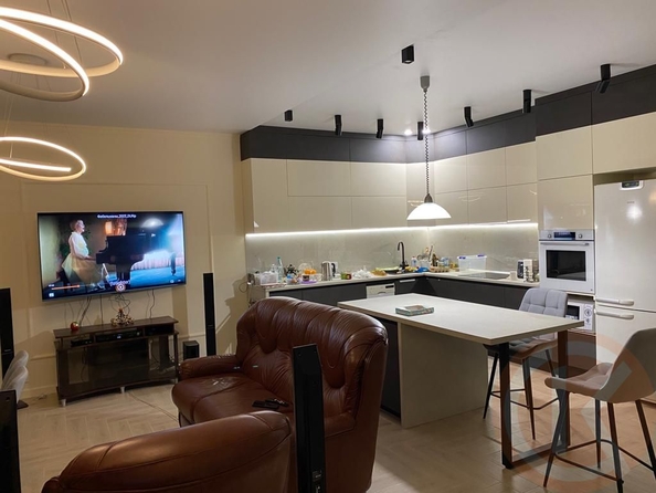
  Продается 2-комн. квартира 103 м². Фото 2.