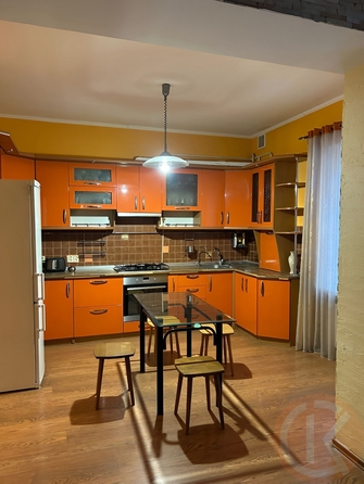
  Продается 4-комн. квартира 164.9 м². Фото 1.