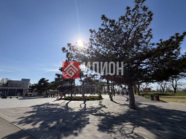 
  Продается земельный участок 11 соток. Фото 1.
