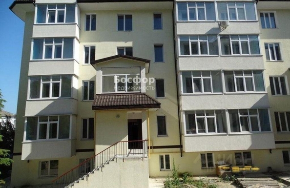 
  Продается 2-комн. квартира 65 м². Фото 1.