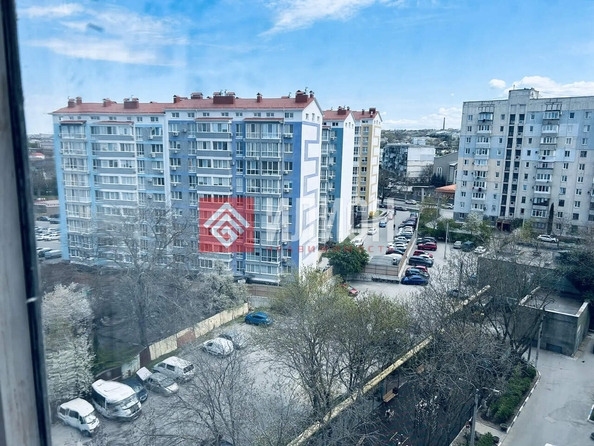 
  Продается 4-комн. квартира 80 м². Фото 1.