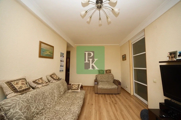 
  Продается 3-комн. квартира 54.7 м². Фото 1.