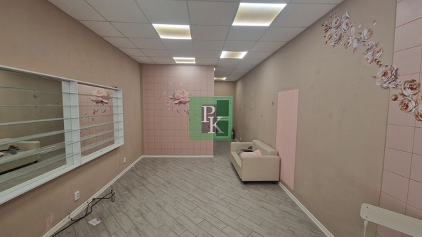 
  Сдается универсальное помещение 38.9 м². Фото 5.