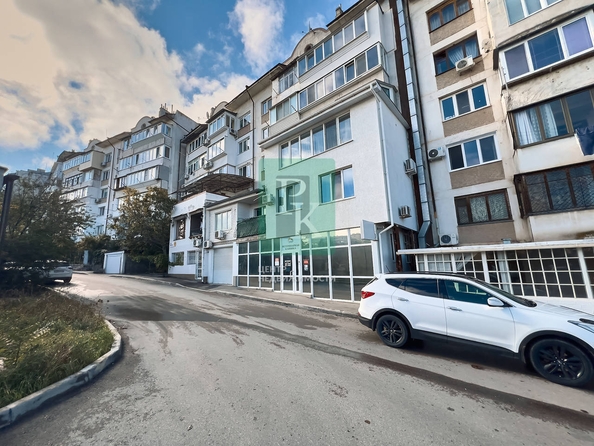 
  Продается универсальное помещение 241.6 м². Фото 1.