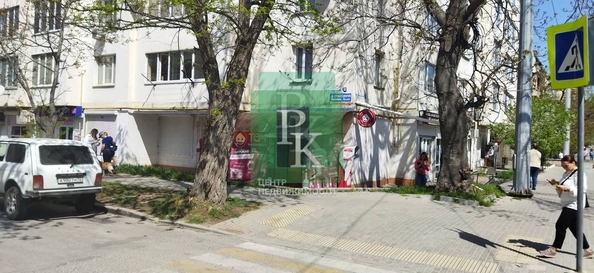 
  Сдается торговая площадь 140 м². Фото 1.