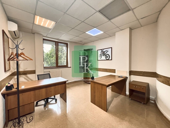 
  Сдается офис 201.5 м². Фото 8.