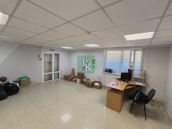 
  Сдается офис 46.6 м². Фото 2.