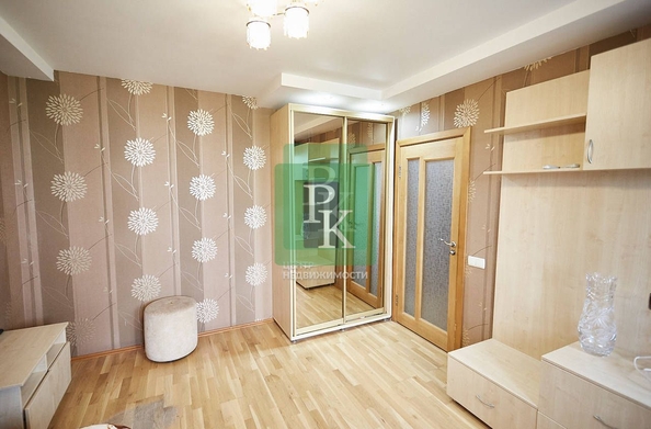 
  Продается 4-комн. квартира 76.2 м². Фото 2.