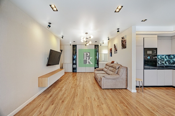 
  Продается 4-комн. квартира 132 м². Фото 6.