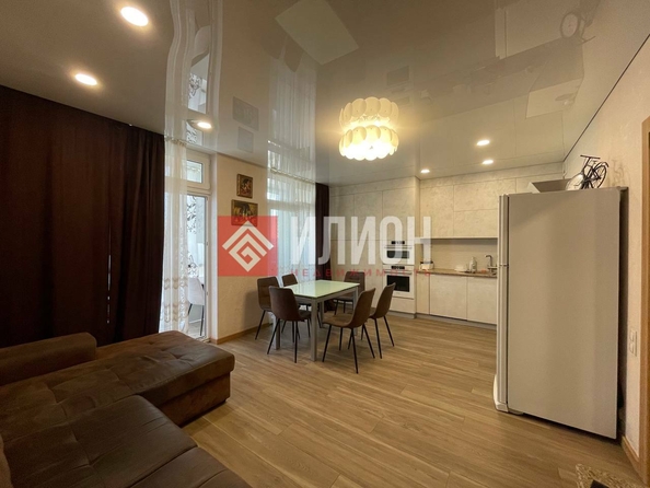 
  Продается 2-комн. квартира 74 м². Фото 1.