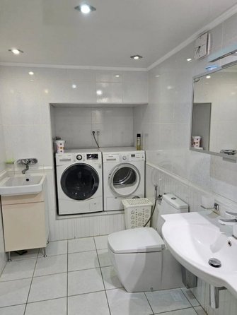
  Продается 3-комн. квартира 200 м². Фото 18.