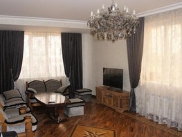 Продается 4-комнатная квартира Кати Соловьяновой ул, 130  м², 13500000 рублей