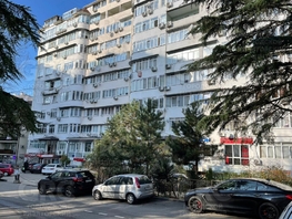 Продается 3-комнатная квартира Туапсинская ул, 57  м², 19000000 рублей