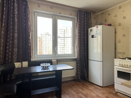 Продается 2-комнатная квартира Героя Аверкиева А.А. ул, 59  м², 6200000 рублей