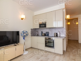 Продается 2-комнатная квартира Кирпичная ул, 57.5 м², 25000000 рублей