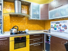 Продается 3-комнатная квартира Конституции СССР ул, 59.1  м², 20000000 рублей