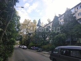 Продается 3-комнатная квартира Строительный пер, 71.3  м&sup2;, 14500000 рублей