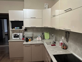 Продается 2-комнатная квартира Домбайская ул, 61  м&sup2;, 8150000 рублей