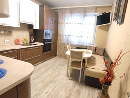 Продается 2-комнатная квартира Героя Яцкова И.В. ул, 65  м&sup2;, 7600000 рублей