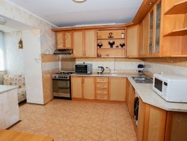 Продается 2-комнатная квартира Чекистов пр-кт, 77.52  м², 9700000 рублей