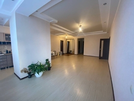 Продается 3-комнатная квартира Туапсинская ул, 138  м², 24000000 рублей