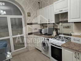 Продается 1-комнатная квартира Декабристов ул, 41.8  м&sup2;, 7900000 рублей