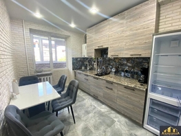 Продается 2-комнатная квартира Коллективная ул, 55  м², 15000000 рублей