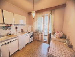 Продается 1-комнатная квартира Победы пр-кт, 35 м², 5000000 рублей