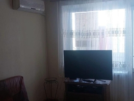 Продается 4-комнатная квартира Коммунистический пр-кт, 59.7  м&sup2;, 6300000 рублей