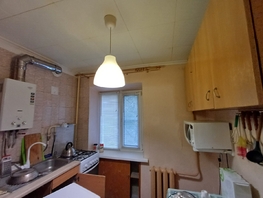 Продается 2-комнатная квартира Кременчугская ул, 42  м&sup2;, 4050000 рублей