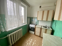 Продается 1-комнатная квартира 40-летия Победы пр-кт, 31.1 м², 2700000 рублей