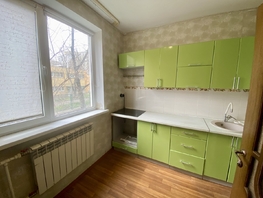 Продается 1-комнатная квартира 40-летия Победы пр-кт, 40 м², 4000000 рублей