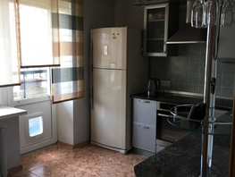 Продается 3-комнатная квартира 339-й Стрелковой Дивизии ул, 88 м², 12500000 рублей