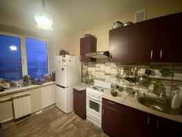 Продается 1-комнатная квартира 40-летия Победы пр-кт, 36  м², 3900000 рублей