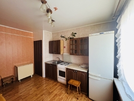 Продается 2-комнатная квартира 40-летия Победы пр-кт, 51 м², 5550000 рублей